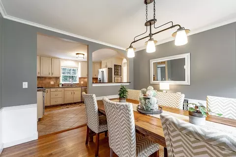 Dining - 145 Emerson St, Springfield, MA 01118 photo 2 of 3