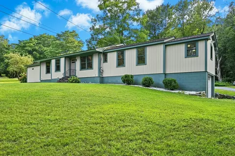 Exterior - 72 Westboro Rd, Upton, MA 01568 photo 5 of 9