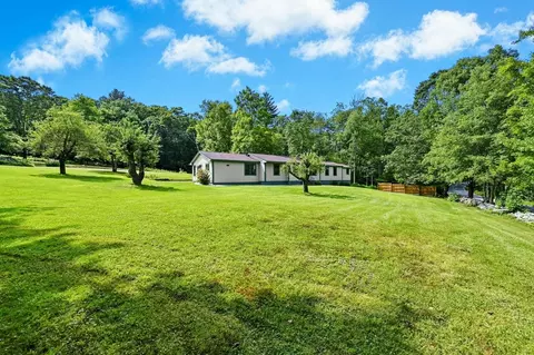 Exterior - 72 Westboro Rd, Upton, MA 01568 photo 9 of 9