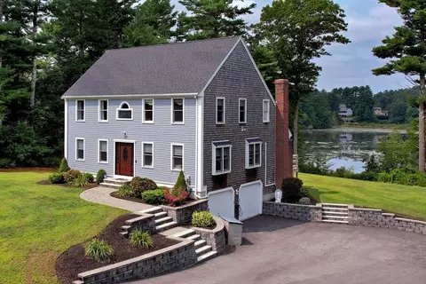 190 Lake Shore Dr, Duxbury, MA 02332