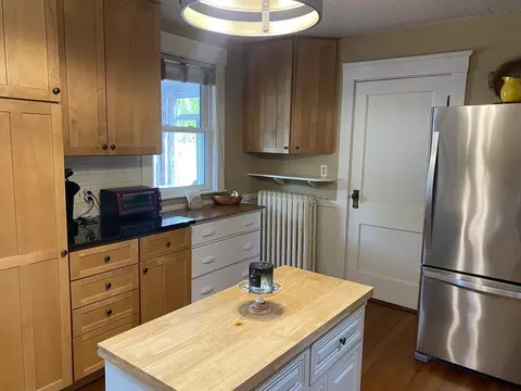 3 Maple Pl, Foxboro, MA 02035 photo 9