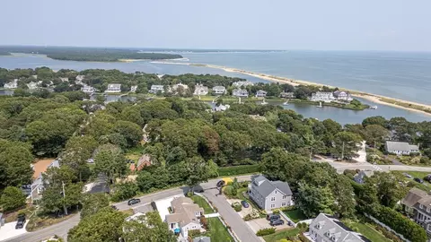 21 Bluff Ave, Mashpee, MA 02649 photo 29