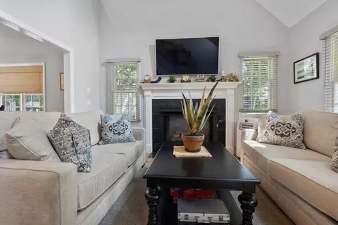 21 Bluff Ave, Mashpee, MA 02649 photo 8