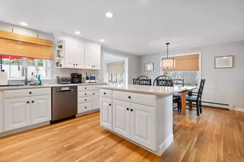 21 Bluff Ave, Mashpee, MA 02649 photo 10