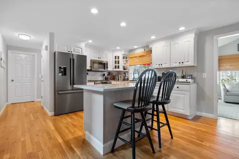 21 Bluff Ave, Mashpee, MA 02649 photo 9