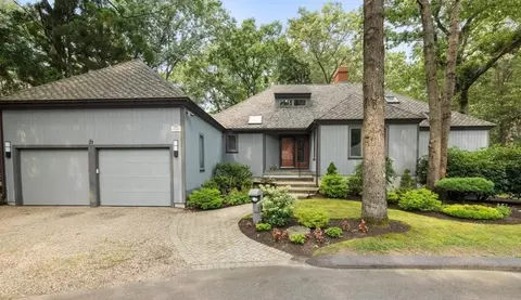 31 One Salem St, Swampscott, MA 01907
