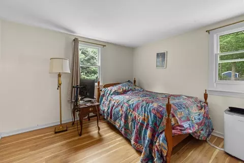 Bedroom - 30 Patience Ln, Cotuit, MA 02635 photo 3 of 3