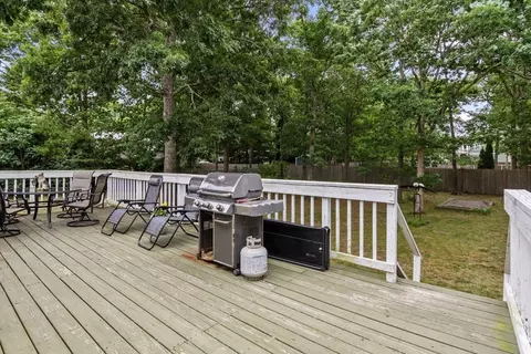 Exterior - 30 Patience Ln, Cotuit, MA 02635 photo 5 of 7