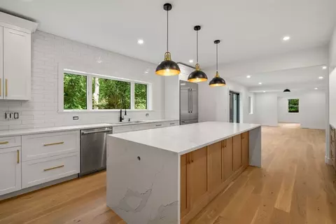 2 High Rock Rd, Dover, MA 02030 photo 8