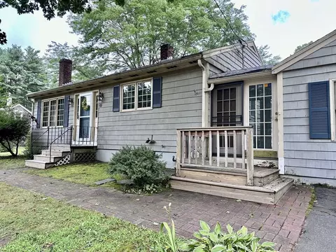 315 Wood St, Middleboro, MA 02346