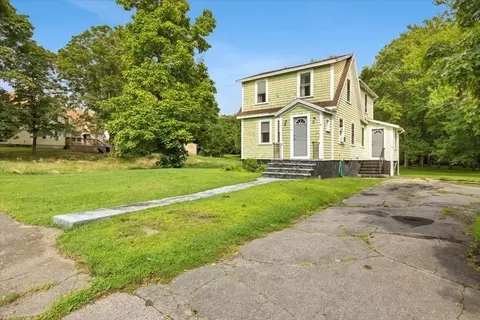 17 Bliss St, Taunton, MA 02780