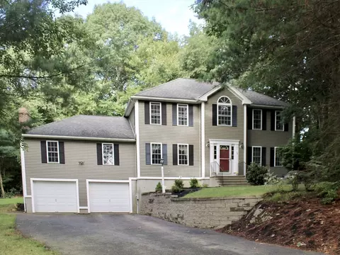 23 Hickory Cir, Holden, MA 01520