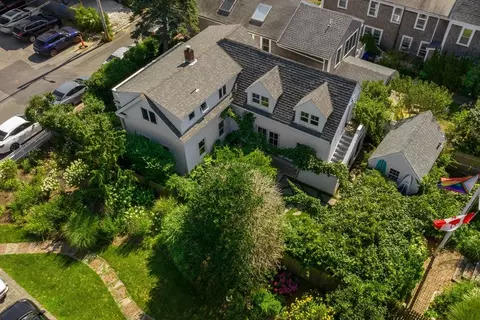 508 Commercial St, Provincetown, MA 02657