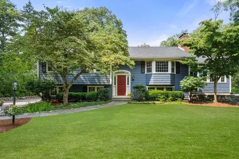 14 Woodland St, Sherborn, MA 01770