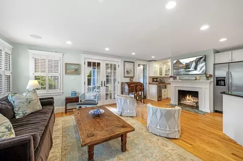 5 Gregory St, Marblehead, MA 01945 photo 5