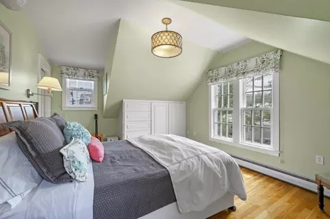 5 Gregory St, Marblehead, MA 01945 photo 15