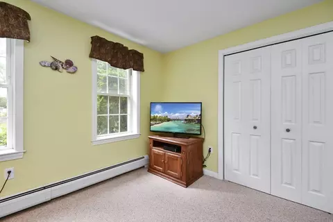 39 Manitoba Rd, Mashpee, MA 02649 photo 9
