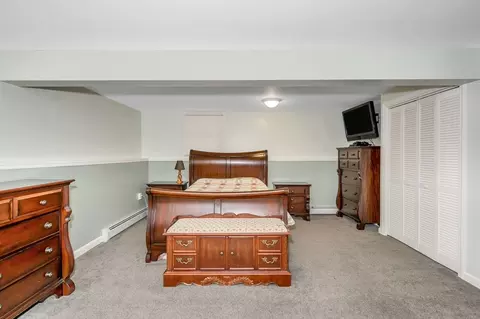 Bedroom - 137 C St, Dracut, MA 01826 photo 9 of 11