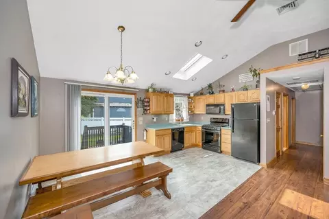 Entry Way - 137 C St, Dracut, MA 01826 photo 1 of 2