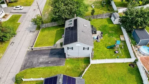 View/Area - 137 C St, Dracut, MA 01826 photo 3 of 6