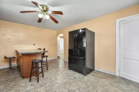 176 Talcott St, Woonsocket, RI 02895 photo 8