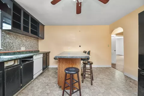 176 Talcott St, Woonsocket, RI 02895 photo 9