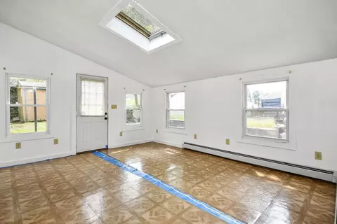 176 Talcott St, Woonsocket, RI 02895 photo 17