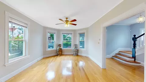 39 Prospect St, Quincy, MA 02171
