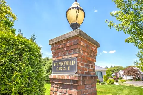 27 Wynnfield Cir #27, Southwick, MA 01077