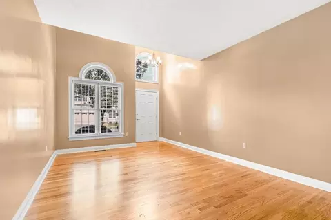 65 Knowlton Cir #65, Upton, MA 01568 photo 9