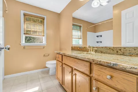 65 Knowlton Cir #65, Upton, MA 01568 photo 22