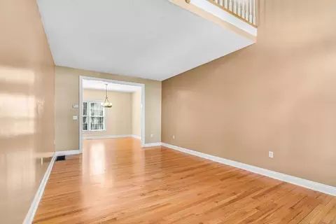 65 Knowlton Cir #65, Upton, MA 01568 photo 8
