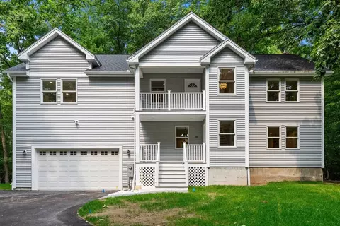 24 Lakeview Ave, Tyngsborough, MA 01879