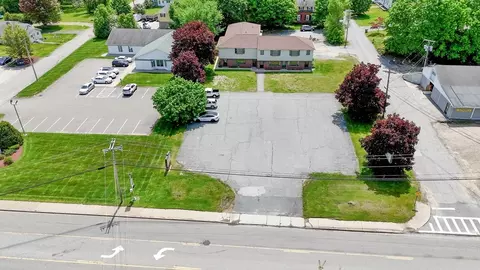 25 Sutton Ave, Oxford, MA 01540