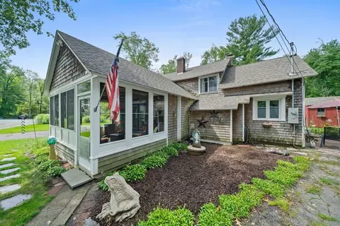 68 Hartsuff St # -R, Rockland, MA 02370