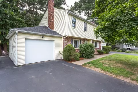 11 Buena Vista Dr #11, Franklin, MA 02038