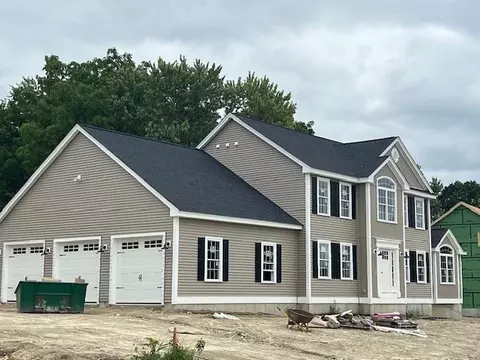 3 Esther Way, Dracut, MA 01826