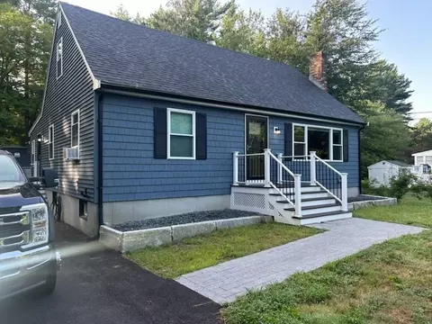40 Prospect St, Easton, MA 02375