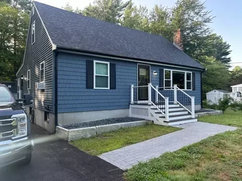 40 Prospect St, Easton, MA 02375