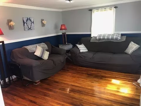 542 Dutchess St, Springfield, MA 01129 photo 11