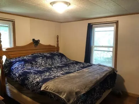 542 Dutchess St, Springfield, MA 01129 photo 10