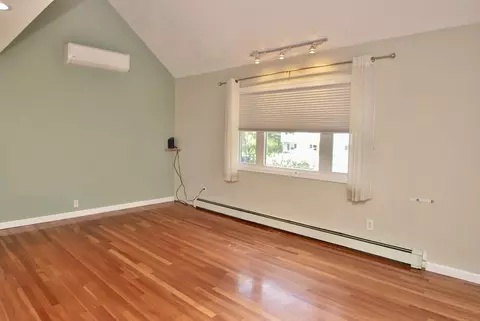 45 Leisure Ln, Wareham, MA 02538 photo 4