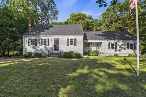 118 Congress St, Pembroke, MA 02359