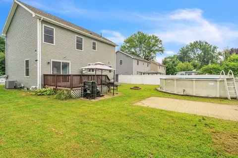 25 Thomas St, Chicopee, MA 01013 photo 35