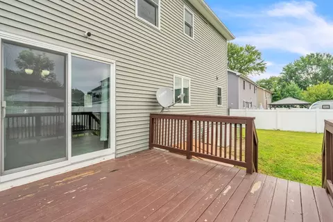 25 Thomas St, Chicopee, MA 01013 photo 30