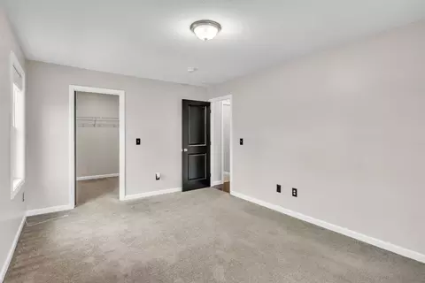 25 Thomas St, Chicopee, MA 01013 photo 19