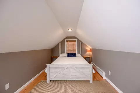 Bedroom - 15 Packard Ave, Hull, MA 02045 photo 4 of 4