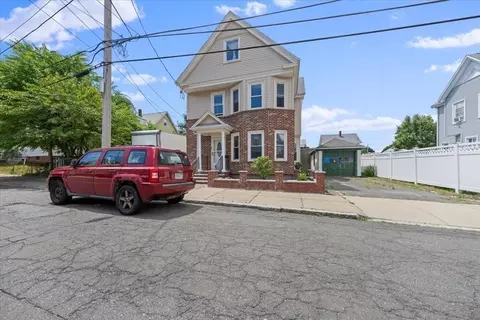 12 Greenhalge Ave, Everett, MA 02149 photo 2