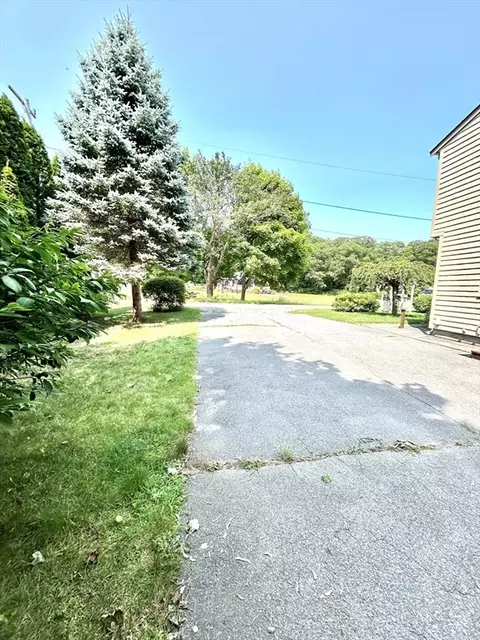 3 Tarrs Rd, Gloucester, MA 01930 photo 4