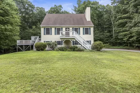 126 West St, Douglas, MA 01516
